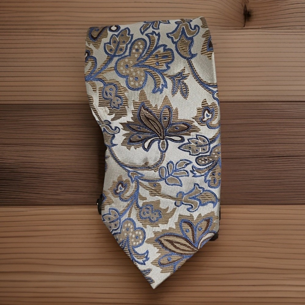 Vintage Emilio Ponti Necktie Champagne Blue 100% Silk Floral Paisley Classic